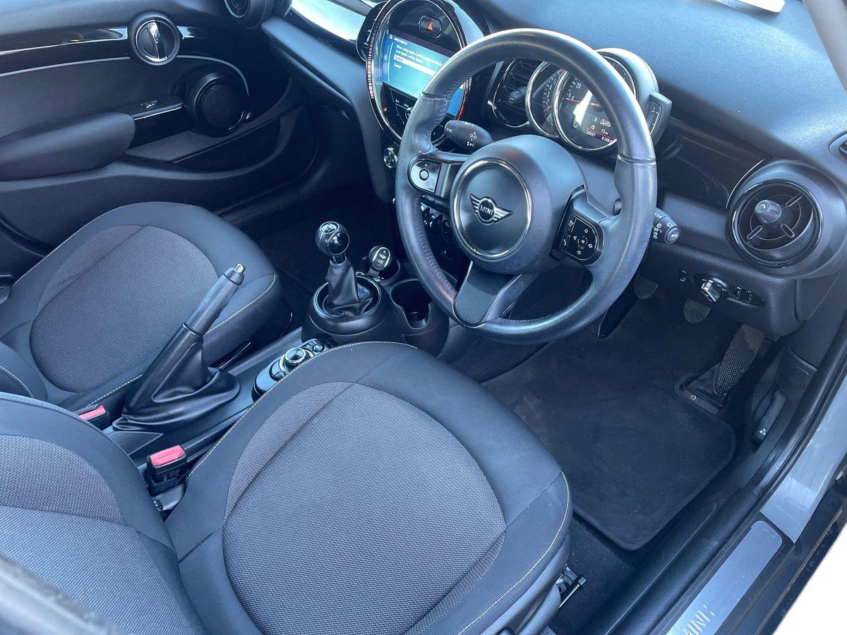 Used MINI Hatch 2022 for sale - 77089682: Photo 5