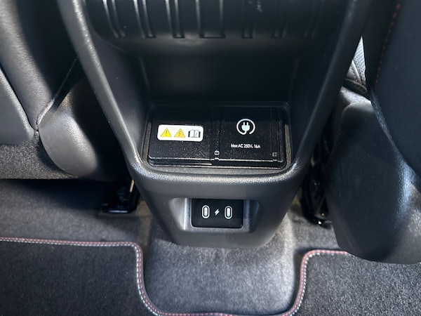 Used Hyundai KONA 2025 for sale - 76030064: Photo 28