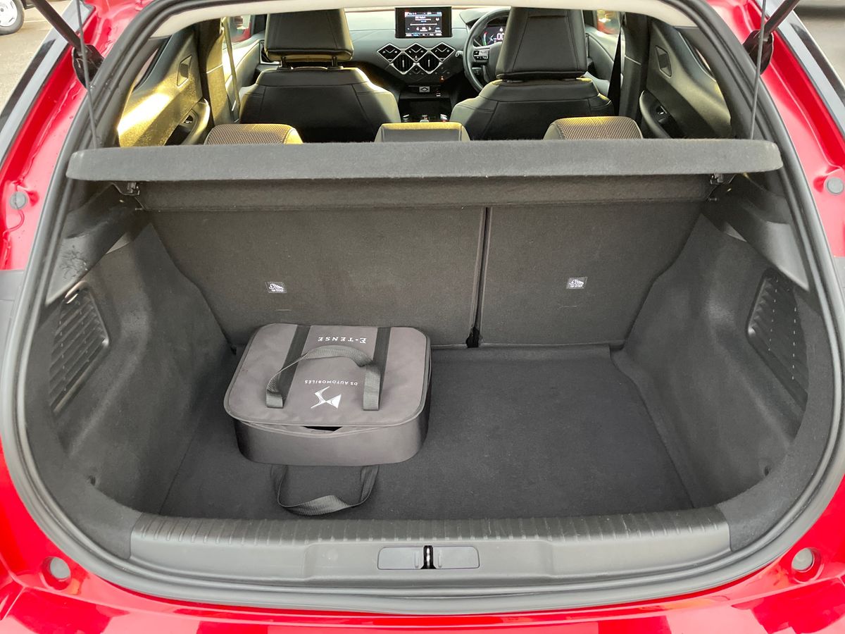 Used DS Automobiles DS 3 Crossback 2022 for sale - 76476215: Photo 11