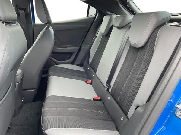 Used Vauxhall Mokka Electric 2024 for sale - 72590921: Photo 10