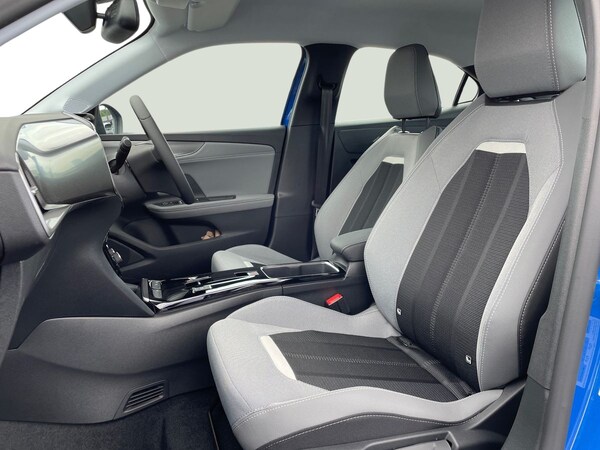 Used Vauxhall Mokka Electric 2024 for sale - 72590921: Photo 9