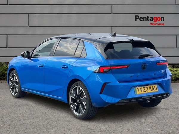 Used Vauxhall Astra 2023 for sale - 69977505: Photo 2