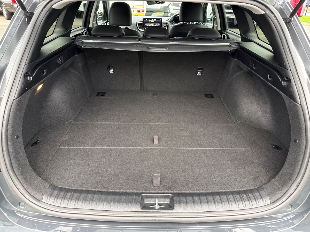 Used Kia Ceed 2025 for sale - 76488259: Photo 11