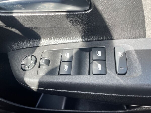 Used Vauxhall Corsa 2024 for sale - 75620838: Photo 21