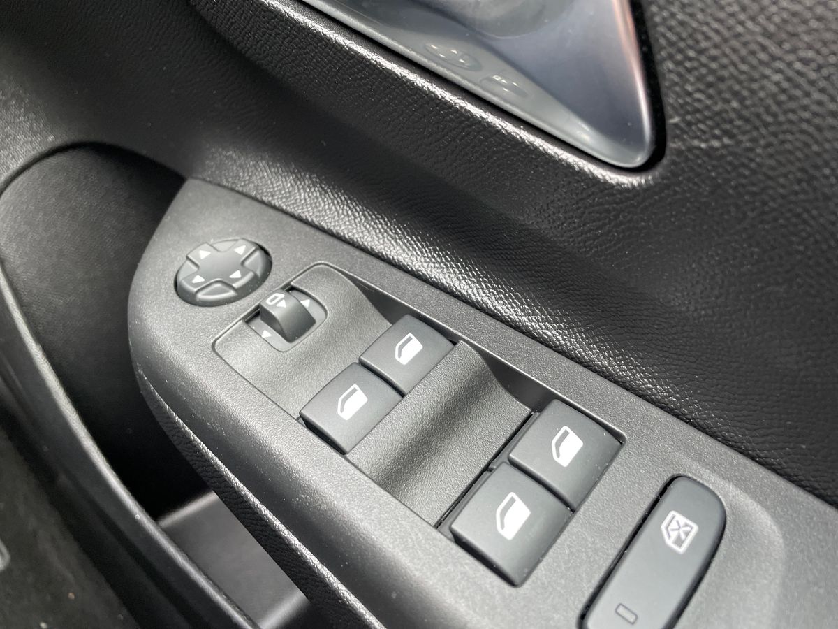 Used Vauxhall Corsa 2024 for sale - 76211401: Photo 25