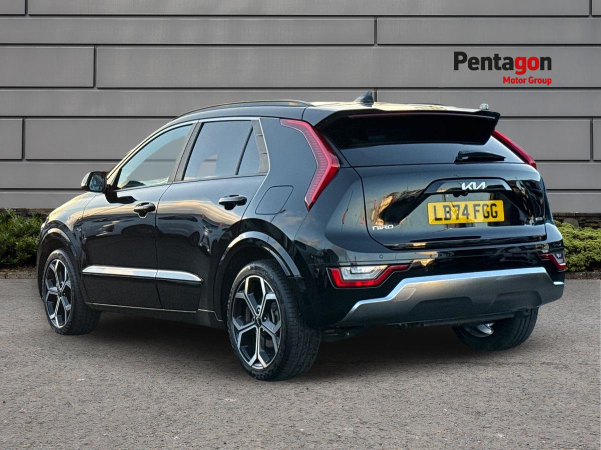 Used Kia Niro 2024 for sale - 76637145: Photo 2