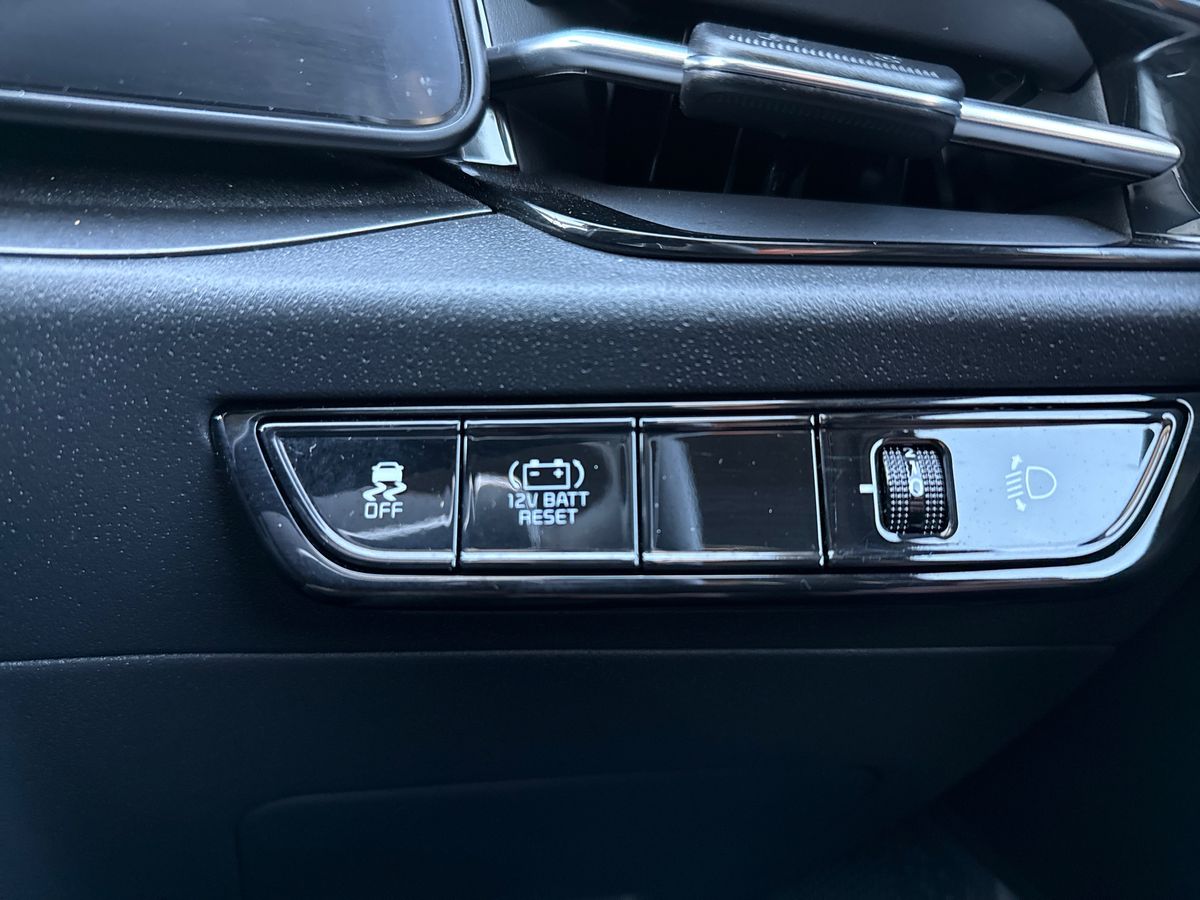 Used Kia Niro 2024 for sale - 76637145: Photo 26