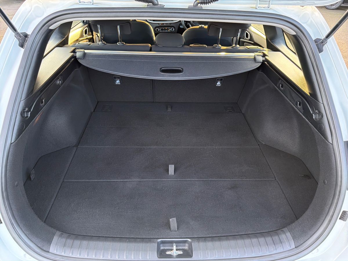 Used Kia Ceed 2023 for sale - 76570857: Photo 11