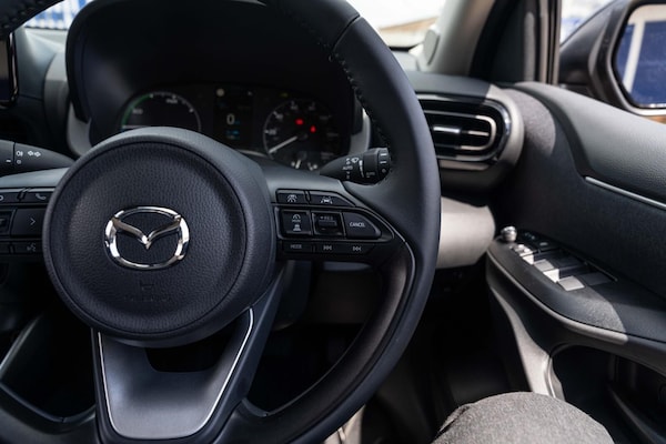 Used Mazda Mazda2 HYBRID 2024 for sale - 72936825: Photo 21