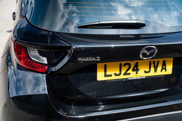 Used Mazda Mazda2 HYBRID 2024 for sale - 72936825: Photo 8