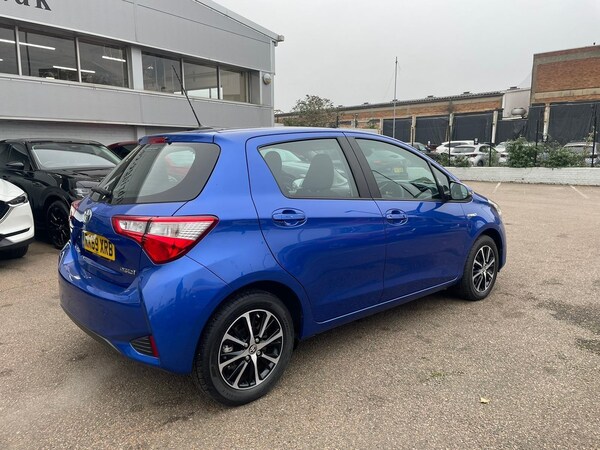 Used Toyota Yaris 2019 for sale - 72733868: Photo 7