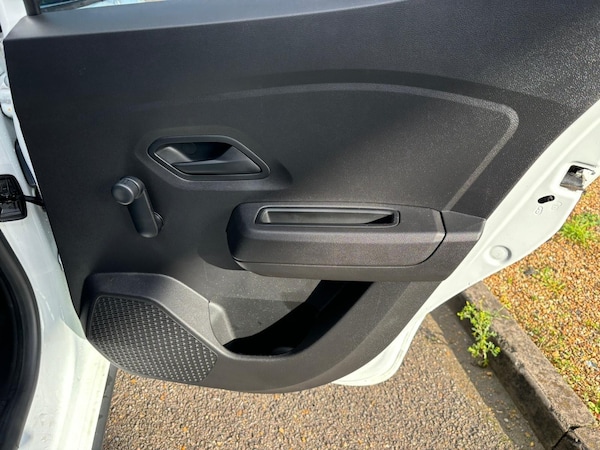 Used Dacia Sandero Stepway 2021 for sale - 72327711: Photo 25