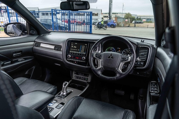 Used Mitsubishi Outlander 2021 for sale - 72814091: Photo 24