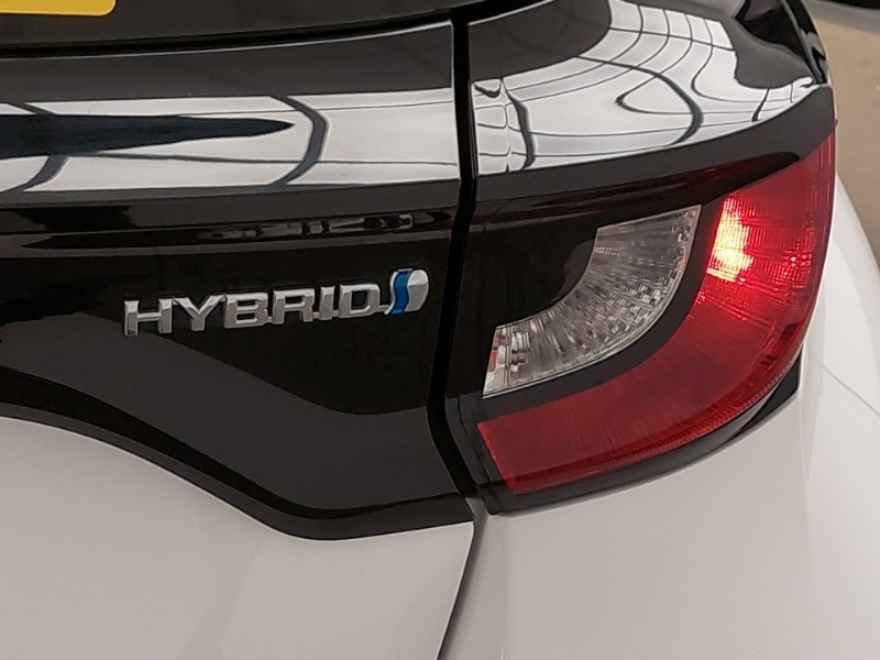 Used Toyota Yaris 2022 for sale - 76928442: Photo 13