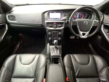 Used Volvo V40 2019 for sale - 75152061: Photo