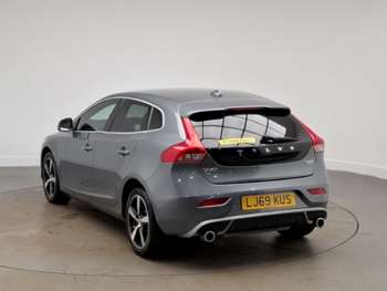 Used Volvo V40 2019 for sale - 75152061: Photo
