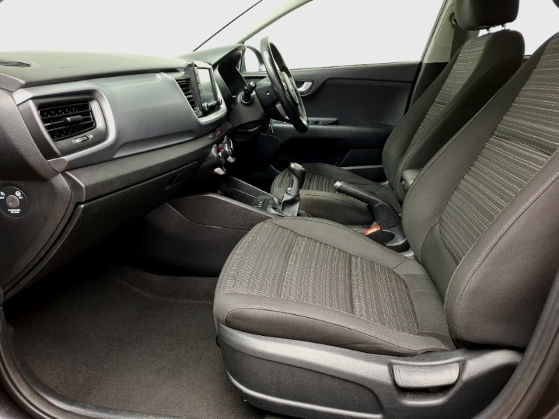 Used Kia Stonic 2019 for sale - 77678386: Photo 5