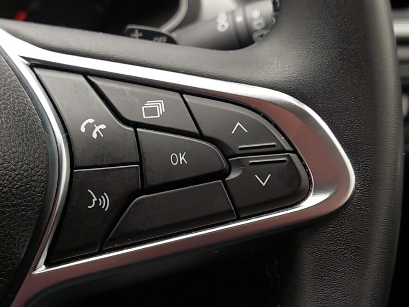 Used Renault Captur 2020 for sale - 76911652: Photo 19