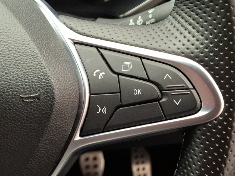 Used Renault Captur 2021 for sale - 77999473: Photo 18