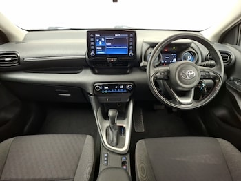 Used Toyota Yaris 2021 for sale - 79298981: Photo