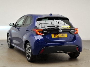 Used Toyota Yaris 2021 for sale - 79298981: Photo