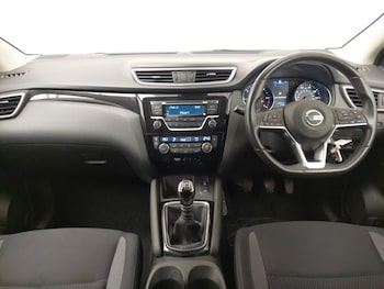 Used Nissan Qashqai 2017 for sale - 75338950: Photo