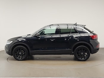 Used Volkswagen T-Roc 2024 for sale - 75909564: Photo