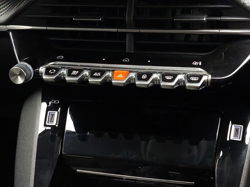 Used Peugeot 208 2024 for sale - 77066093: Photo 16