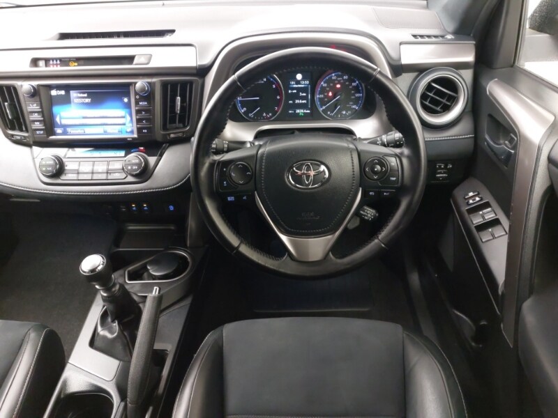 Used Toyota RAV4 2017 for sale - 77847229: Photo 7