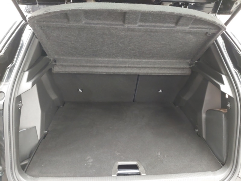 Used Peugeot 2008 2022 for sale - 77273232: Photo 8