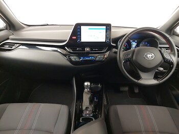Used Toyota C-HR 2021 for sale - 76726272: Photo