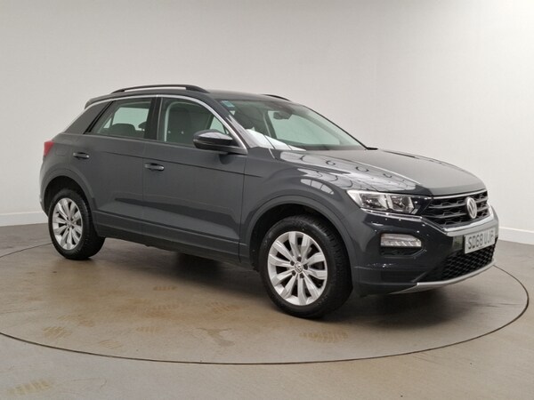 Used Volkswagen T-Roc 2018 for sale - 76195581: Photo 13