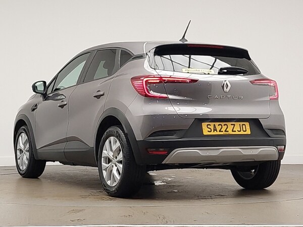 Used Renault Captur 2022 for sale - 76150393: Photo 3