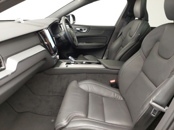 Used Volvo XC60 2024 for sale - 76204813: Photo 5