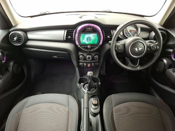 Used MINI Hatch 2018 for sale - 76451131: Photo