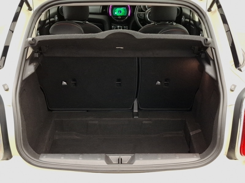 Used MINI Hatch 2018 for sale - 76451131: Photo 8