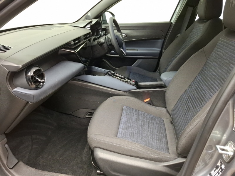 Used Alfa Romeo Junior 2025 for sale - 77475773: Photo 5