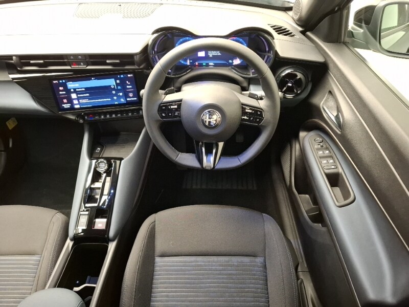 Used Alfa Romeo Junior 2025 for sale - 77475773: Photo 7