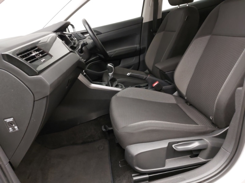 Used Volkswagen Polo 2024 for sale - 77105623: Photo 5