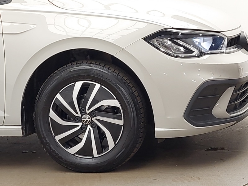 Used Volkswagen Polo 2024 for sale - 77105623: Photo 9