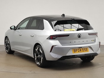 Used Vauxhall Astra 2024 for sale - 79044205: Photo