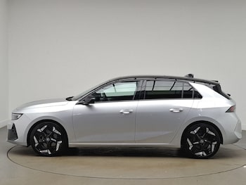 Used Vauxhall Astra 2024 for sale - 79044205: Photo