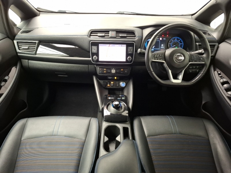 Used Nissan Leaf 2022 for sale - 76165748: Photo 2