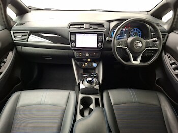 Used Nissan Leaf 2022 for sale - 76165748: Photo