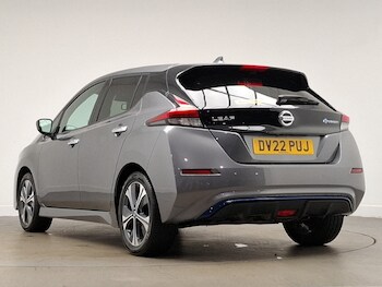 Used Nissan Leaf 2022 for sale - 76165748: Photo