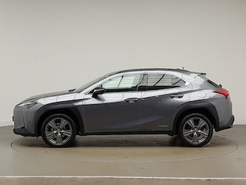Used Lexus UX 2021 for sale - 77338008: Photo