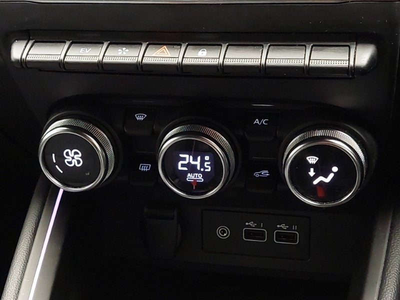 Used Renault Clio 2023 for sale - 76537291: Photo 15