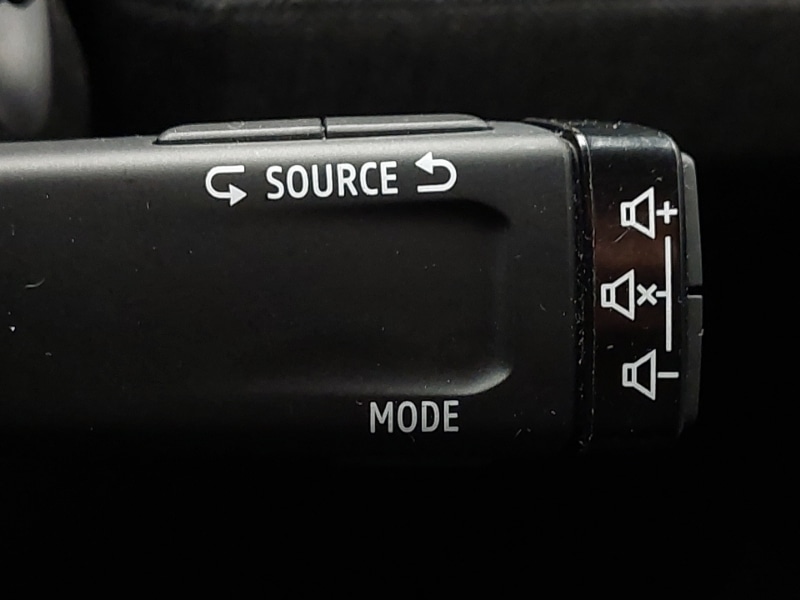 Used Renault Clio 2023 for sale - 76537291: Photo 17