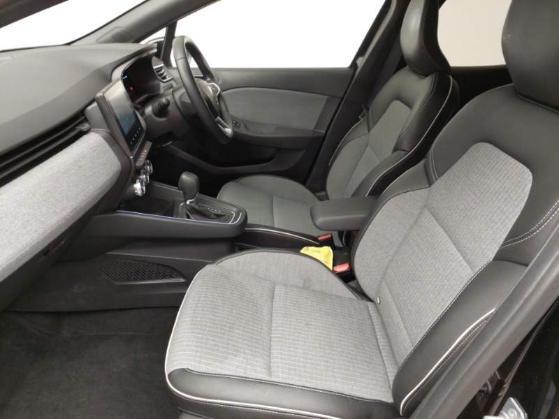 Used Renault Clio 2023 for sale - 76537291: Photo 5