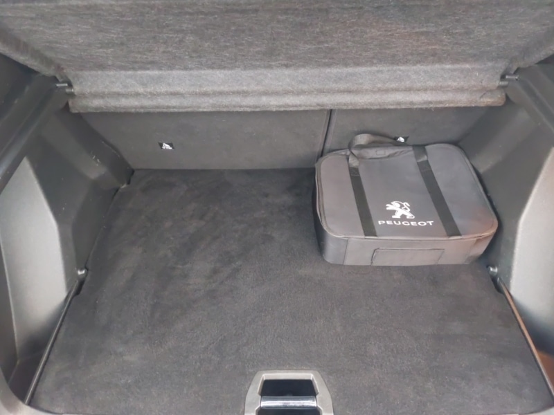 Used Peugeot 2008 2021 for sale - 77657019: Photo 8